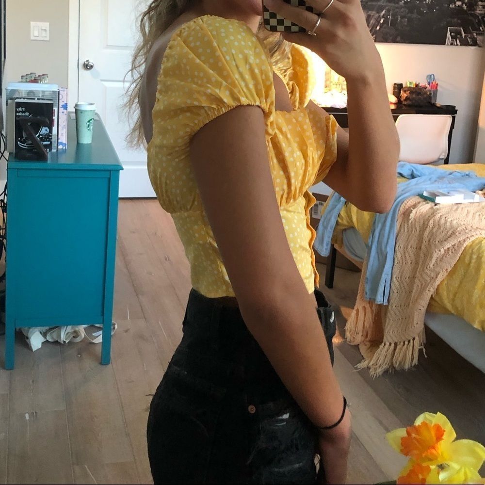 polka dot crop top - Picture 3 of 5